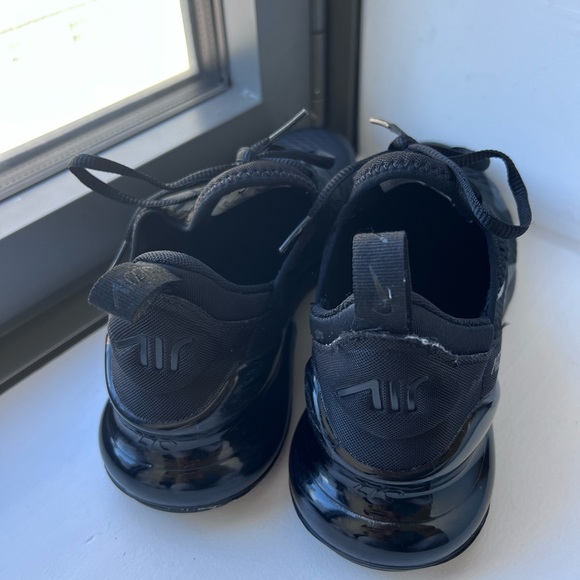 Nike Air Max 270 - Picture 5 of 9